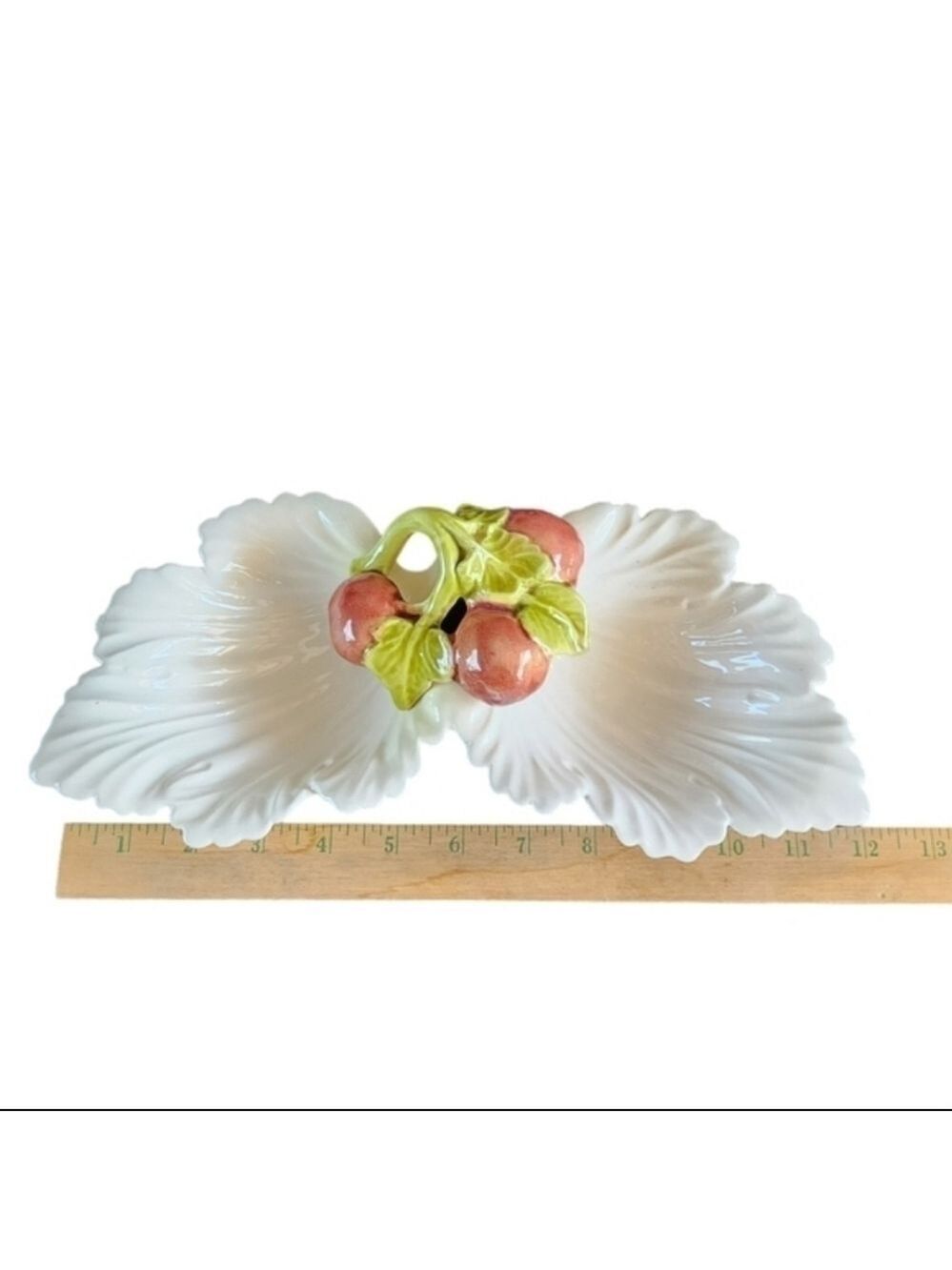 Vintage whittier Potteries USA ceramic relish cherry tomatoes leaf divided dish